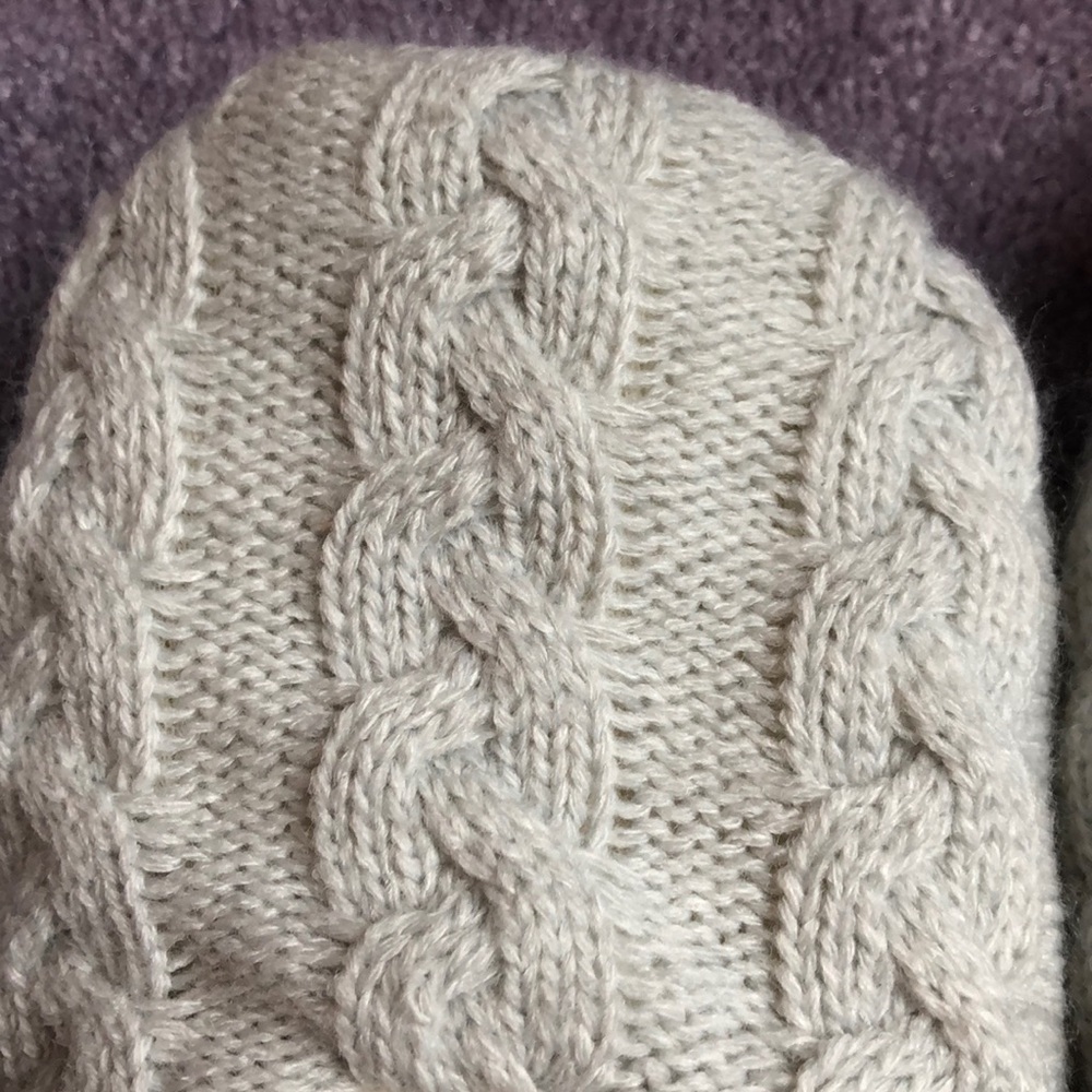 Fuzzy Slippers - Picture 5 of 5